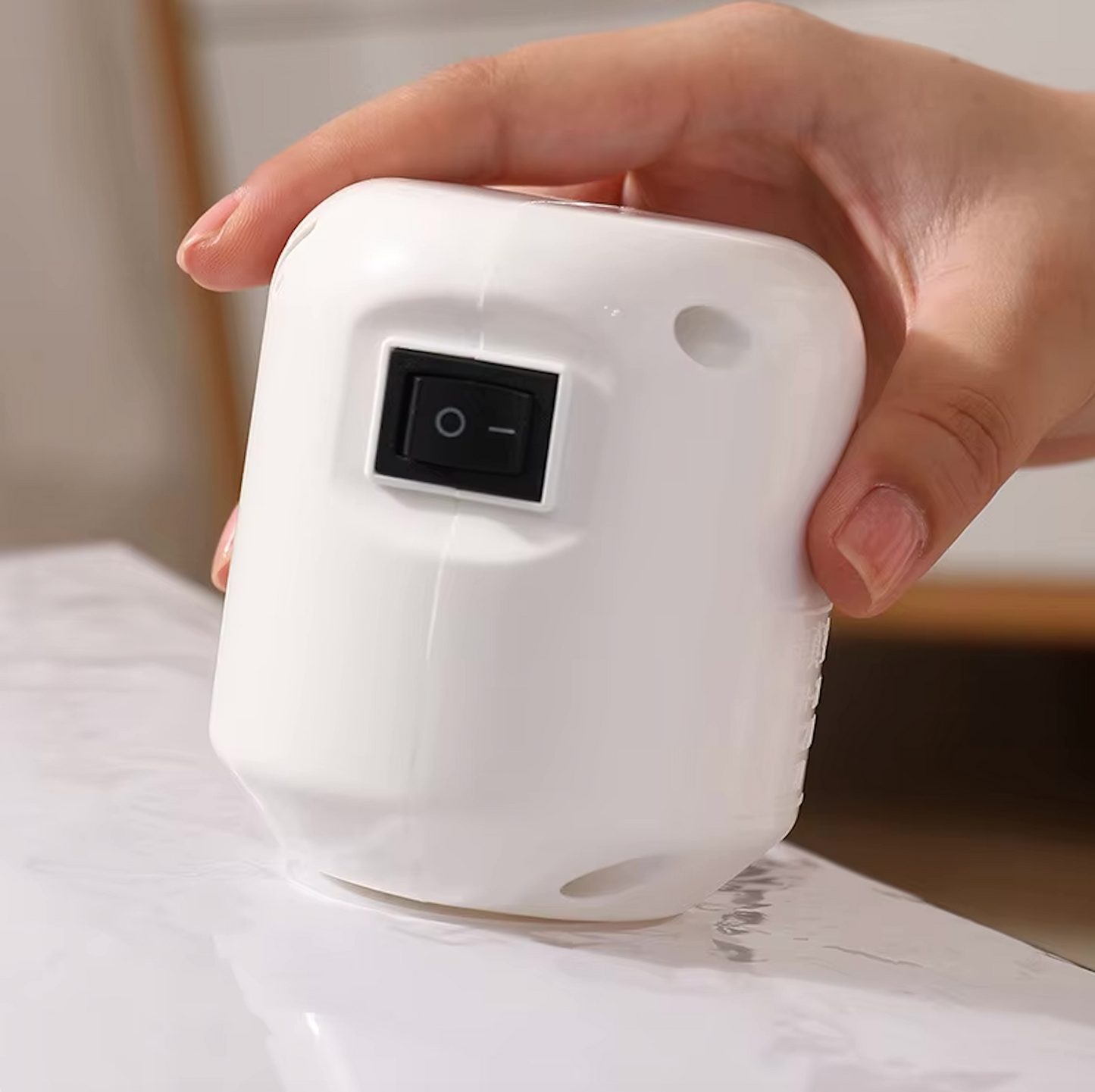 Komprimeringspose med pumpe: Spar 80 % plass